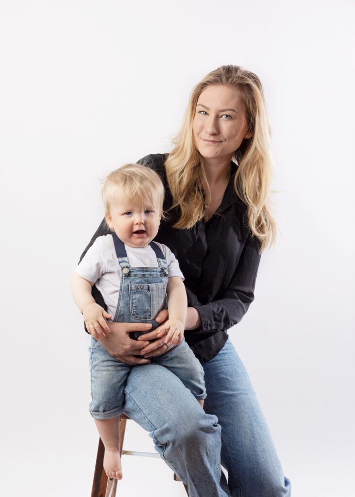 barnfotografering-goteborg-alingsas-fotografmariaekblad-ettarsfoto-studio-familjefoto-fotograf050